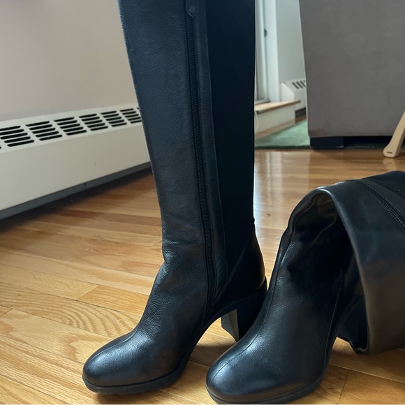 A7eije Genuine Leather Black Boots. Size 7.5 Never worn. - Picture 3 of 7